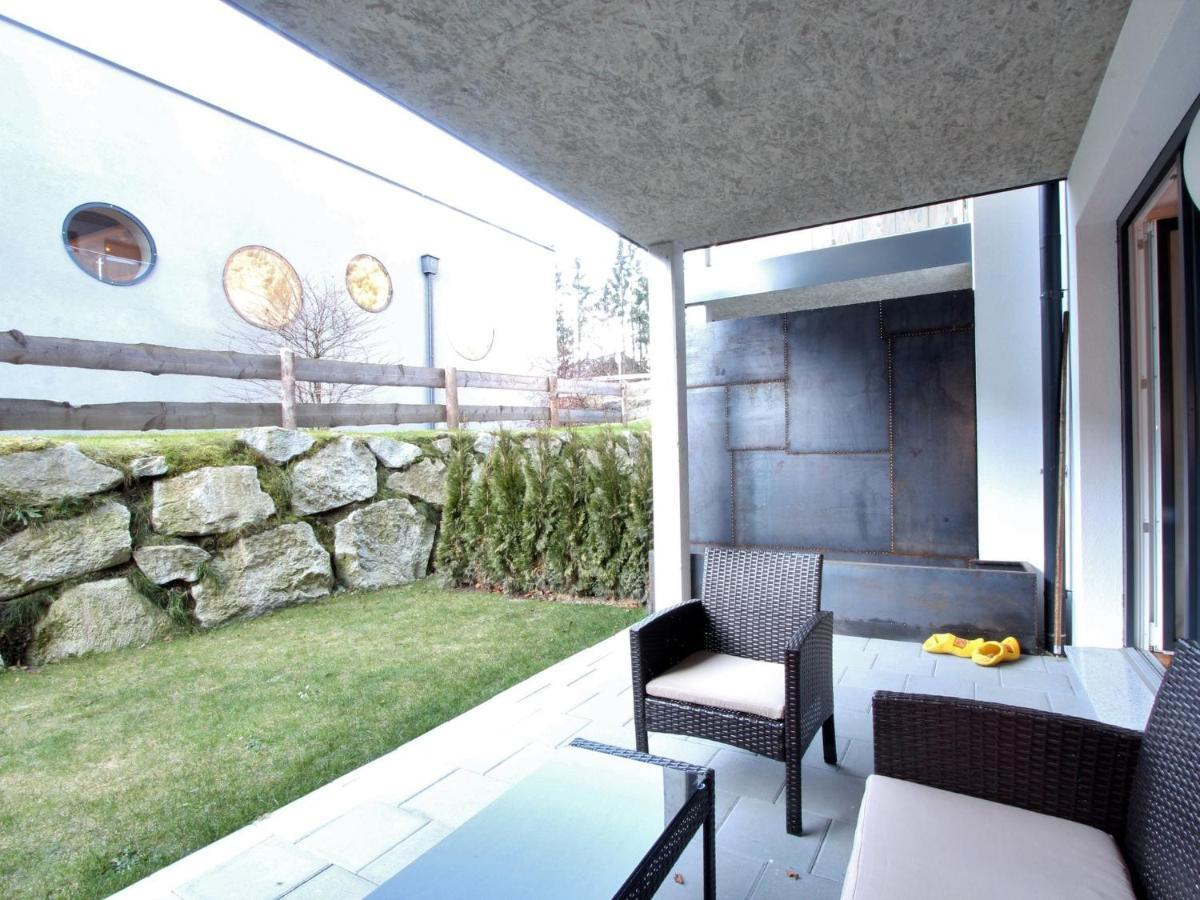 Modern Apartment In Neukirchen Am Gro Venediger Neukirchen am Grossvenediger Exterior photo